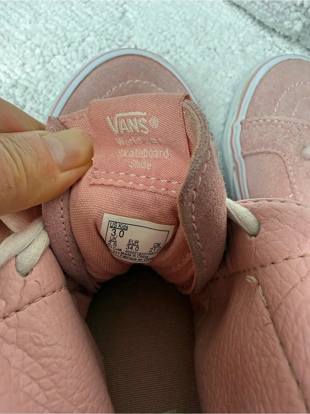Vans Sk8-Hi Moc Fringe Pink Suede High Top Sneakers Kids Size 3